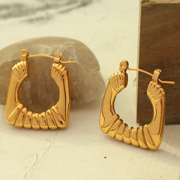 Jacqueline K Jewelry - 18K Gold Cleo Earrings*Hoop Earrings*